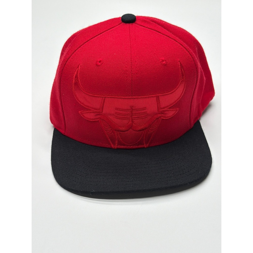Mitchell & Ness Chicago Bulls Snapback Hat Red Black Tonal Logo NBA Cap Mens